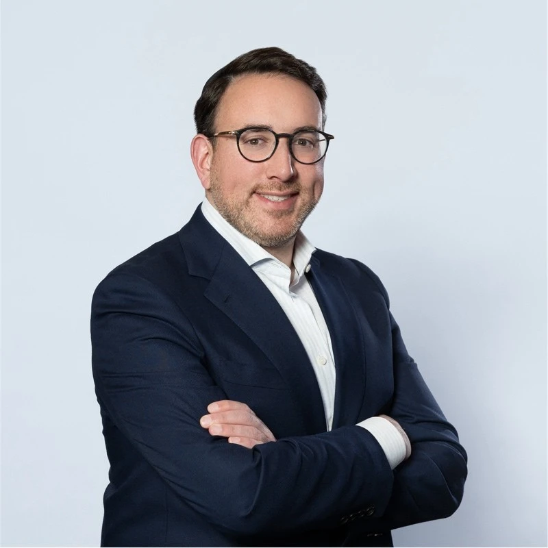 Portrait of Jeffrey Frisch